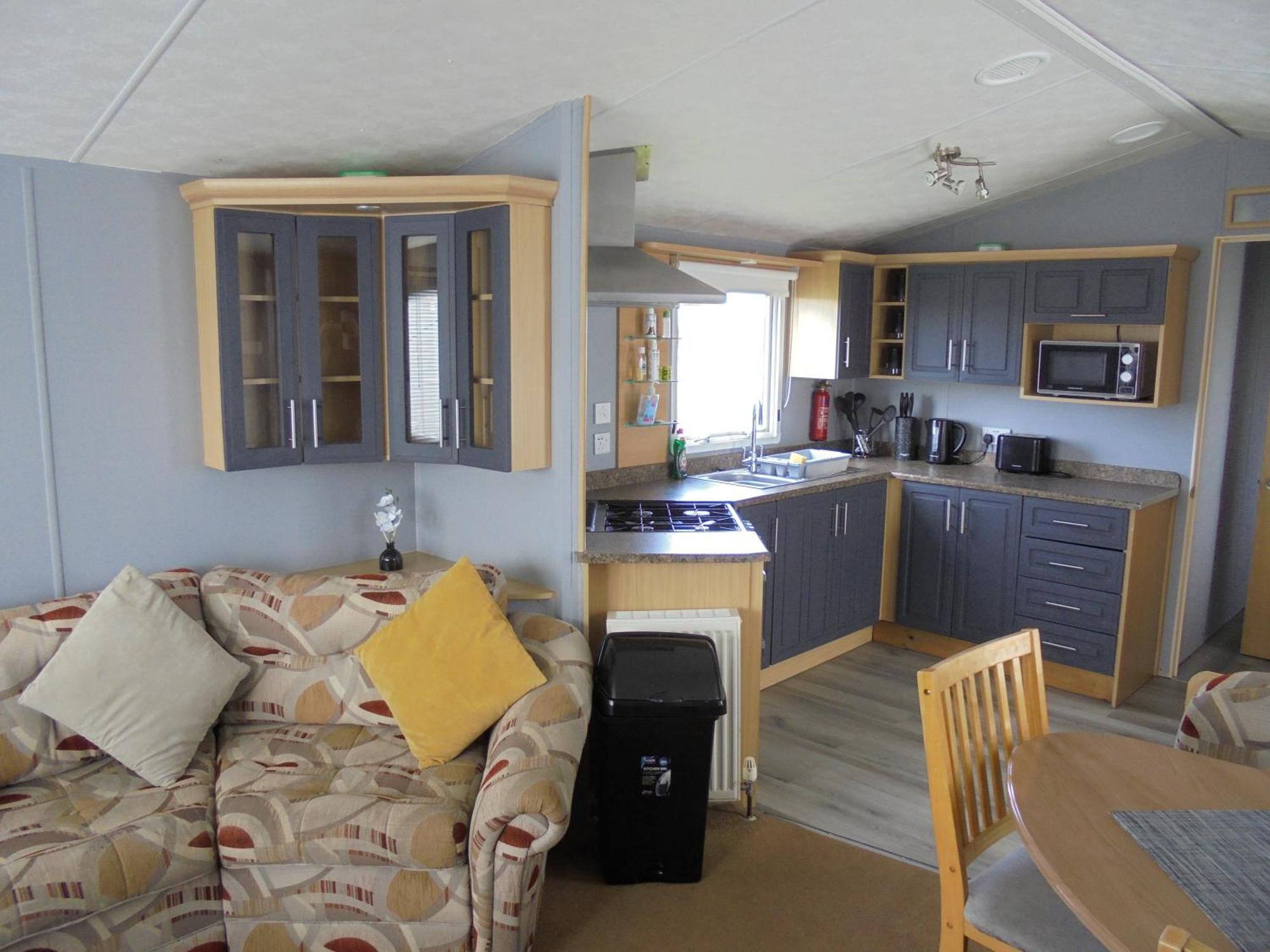 Отель 8 Berth On The Chase Инголдмелс Экстерьер фото